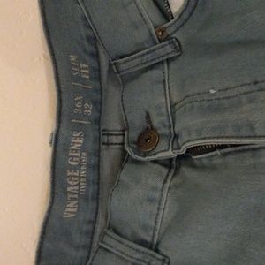 Men's light. Blu jeans 36 32 VintageGenes worn once very soft  denim like new